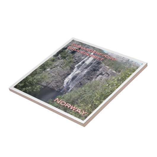 Carreau zNO124 GEIRANGERFJORD BRUDESLØRET, Norvège, (Côté)