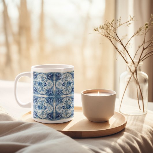 Carreaux antiques dans la Mug Bleue Delft