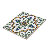 carreaux blancs et dorés mur motif floral délicat (Côté)