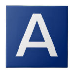 Carreaux bleu blanc<br><div class="desc">Carreaux en céramique.  Carreaux de lettres coques supérieurs ou inférieurs.  Vous customisez avec la ou les lettres dont vous avez besoin pour votre panneau en céramique ou en mosaïque.  Carrelage de lettre pour les panneaux d'épreuve météorologique,  numéros de maison.  Blanc sur arrière - plan noir.</div>