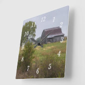 Carrée Barre Sur Une Colline Mur Horloge (Angle)