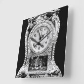 Carrée Horloge argentée vintage (Angle)
