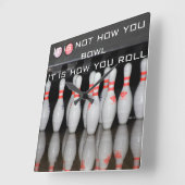 Carrée Horloge de bowling (Angle)