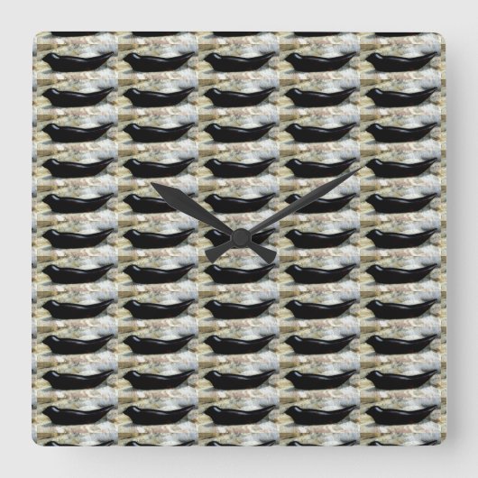 Carrée horloge de phoques noirs (Recto)