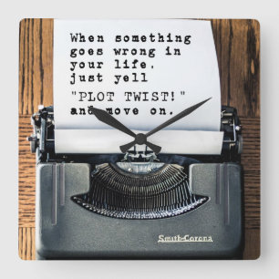 Carrée Horloge "de torsion de complot"