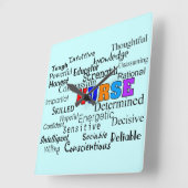 Carrée Horloge infirmière "Mots à décrire" (Angle)