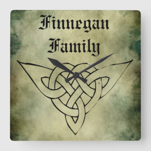 Carrée horloge irlandaise de nom de famille de symbole de