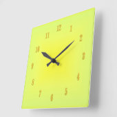 Carrée Horloge jaune avec chiffres (Angle)