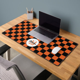 Carrés à damier noir et orange rétro Monogramme