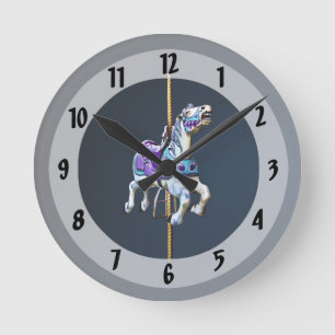 Carrousel Paard Gekleed in Lavendel en Blauw Ronde Klok