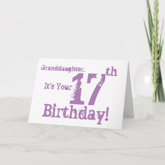 Carte 17e anniversaire de la petite-fille en violet. (Devant)