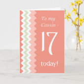 Carte 17e anniversaire pour Cousin, Chevrons Corail et M (Fleur jaune)