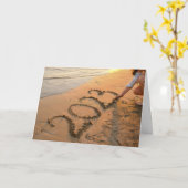 Carte 2023 Bonne Année, Écriture sur le Sable de la Plag (Fleur jaune)