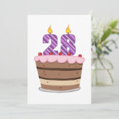 Carte 28 ans sur le gâteau d'anniversaire (Debout devant)