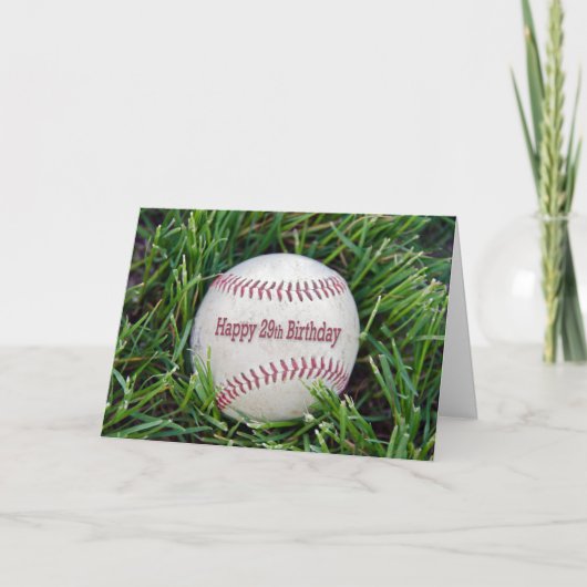 Carte 29e anniversaire baseball dans l'herbe (Devant)