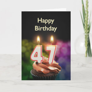 Carte 47ème anniversaire avec gâteau et bougies