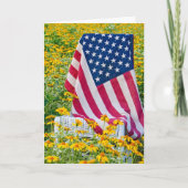 Carte 4 juillet drapeau d'anniversaire dans le champ mar (Devant)