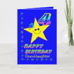 Carte 4èmes étoiles d'anniversaire de petite-fille<br><div class="desc">Étoile jaune mignonne avec les fleurs colorées et nombres pour le 4ème anniversaire de la petite-fille.  Le nom sur l'avant peut être modifié dans le modèle.  Conception originale de studio de conception d'Anura.</div>