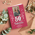 Carte 50 & Fabulous Foliage Magent 50th Birthday Photo<br><div class="desc">50 et Fabulous Foliage Magenta Carte photo 50e anniversaire. 50 et texte fabuleux en écriture blanche tendance avec un nom et feuillage blanc sur un arrière - plan magenta vif. Personnalisez-le avec votre photo,  votre nom et l'âge. Ajoutez votre texte à l'intérieur de la carte ou effacez-le.</div>