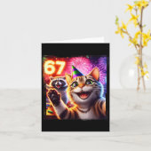 Carte 67 Meme Cat Raccoon New Year Selfie Funny Birthday (Fleur jaune)