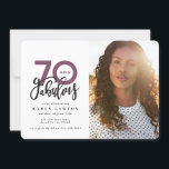 Carte 70e anniversaire photo 70 & fabuleux moderne color<br><div class="desc">Faire 70 look,  soixante-dix et fabuleuse invitation d'anniversaire photo. Design de typographie de texte de script moderne. Partie d'une collection. Les couleurs peuvent être changées.</div>