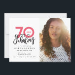 Carte 70e anniversaire photo 70 & fabuleux moderne color<br><div class="desc">Faire 70 look,  soixante-dix et fabuleuse invitation d'anniversaire photo. Design de typographie de texte de script moderne. Partie d'une collection. Les couleurs peuvent être changées.</div>