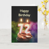 Carte 72e anniversaire avec gâteau et bougies (Fleur jaune)