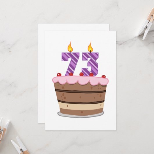 Carte 73 ans sur le gâteau d'anniversaire (Devant/Arrière en situation)