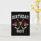 Carte 7e anniversaire garçon - Hockey sur glace 7 ans en (Fleur jaune)