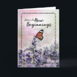Carte À de nouveaux débuts avec papillon<br><div class="desc">Encouragez quelqu'un qui se remet d'une dépendance avec cette carte invitante, avec le message en lettres noires, "À de nouveaux débuts." Le fond présente un papillon monarque sur un fond de fleurs floues. L'intérieur contient cette légende, mais peut être personnalisé avec n'importe quel message. Félicitations et bénédictions pour ce nouveau...</div>