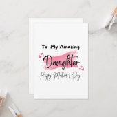 Carte À ma fille incroyable Joyeuse fête des mères (Devant/Arrière en situation)