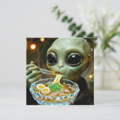 Carte Alien drôle mangeant des nouilles Ramen (Debout devant)