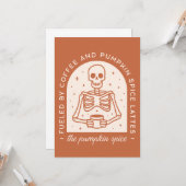 Carte Alimenté par du café et lattes épicés à la citroui (Devant/Arrière en situation)