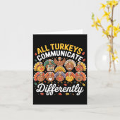 Carte All Turkeys Communicate Differently Autism Awarene (Fleur jaune)