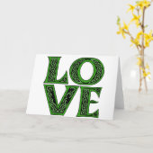 Carte Amour dans une police celtique irlandaise (Fleur jaune)