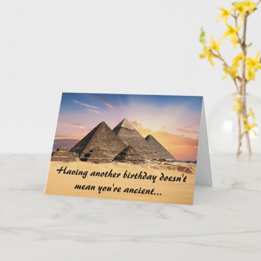 Carte Amusant sur la colline Humour Egypte Pyramides (Fleur jaune)