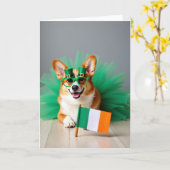Carte amusante de St-Patrick avec Corgi (Fleur jaune)