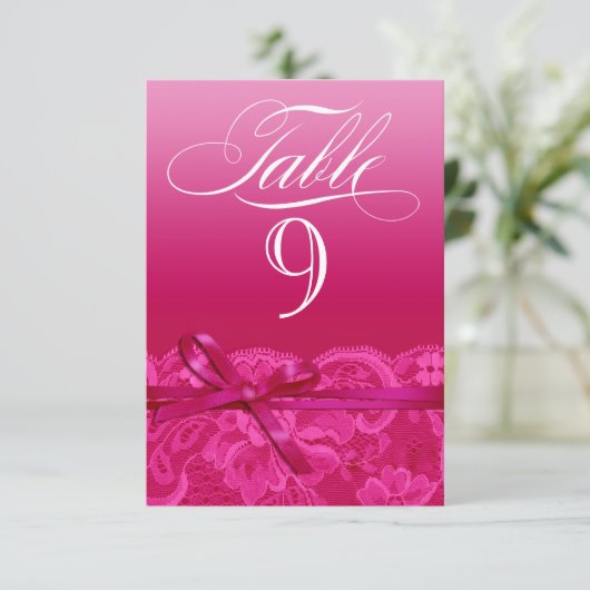 Carte Amy Table Card-9 (Debout devant)