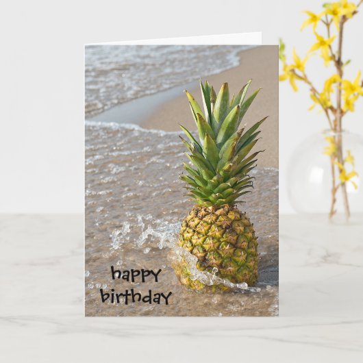 Carte ananas sur la plage (Fleur jaune)