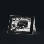 CARTE ANNIVERSAIRE - BÉBÉ - CASQUE DE CYCLISTE<br><div class="desc">PERFECTIONNEZ LA CARTE POUR CE GENRE DE MOTARD DE TYPE</div>
