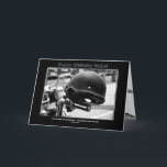 CARTE ANNIVERSAIRE - BÉBÉ - CASQUE DE CYCLISTE<br><div class="desc">PERFECTIONNEZ LA CARTE POUR CE GENRE DE MOTARD DE TYPE</div>