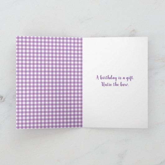 Carte Anniversaire Bow avec Daisy En vichy (Intérieur)