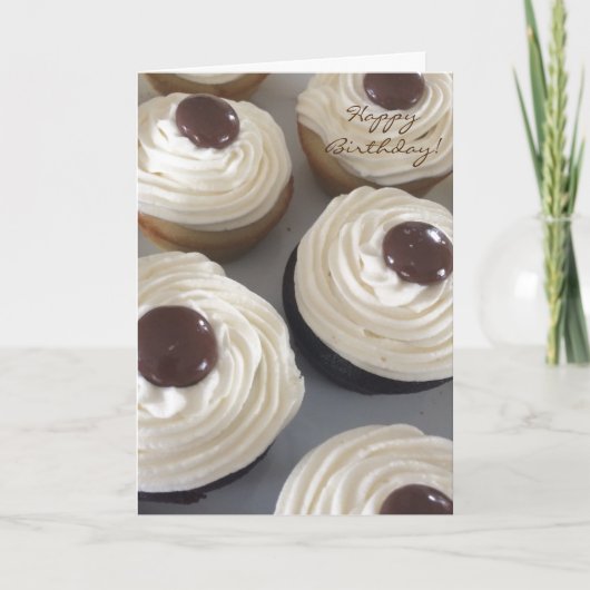 Carte Anniversaire de délicieux cupcakes (Devant)
