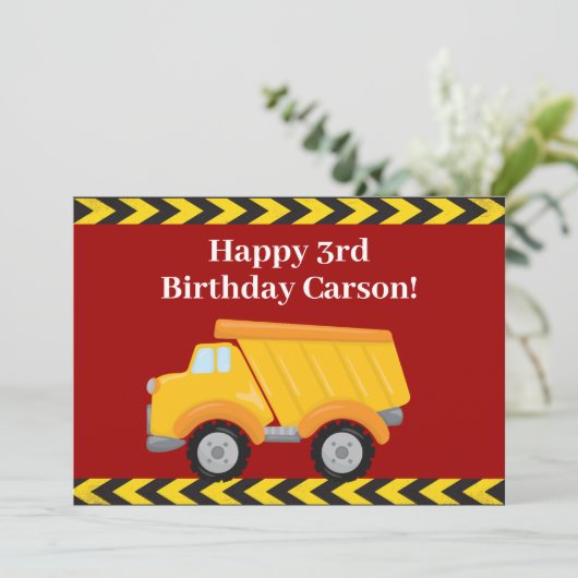 Carte Anniversaire de enfant rouge de camion de pompage (Debout devant)