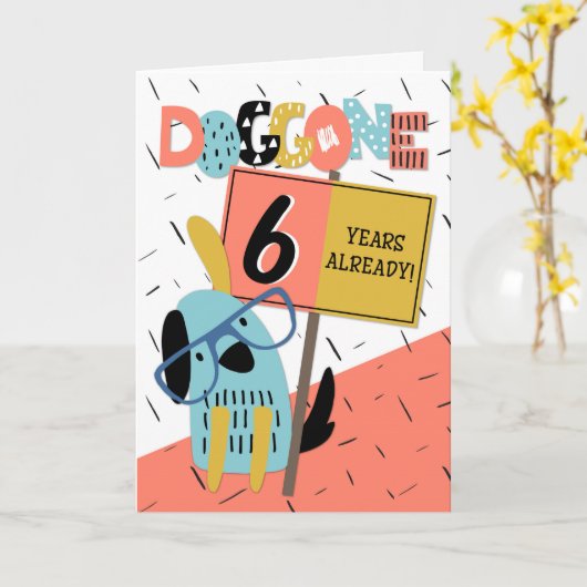 Carte Anniversaire de l'employé 6 ans Comic Chien (Fleur jaune)