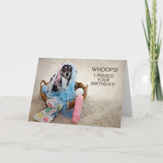 CARTE ANNIVERSAIRE MANQUÉ - HUMOUR - CHIEN TANGÉ EN YARN (Devant)