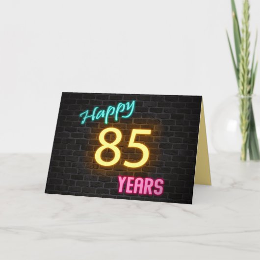 Carte Anniversaire néon 85 signe sur brique (Devant)