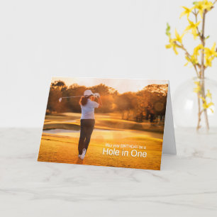 Carte Anniversaire pour une golfeuse terrain de golf