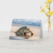 Carte Anniversaire Turtle Walking Sur une plage (Fleur jaune)