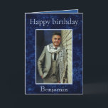 Carte Anniversaire Voeux pour lui photo<br><div class="desc">Extraordinaire voeux d'anniversaire pour lui, ce carte photo présente un magnifique arrière - plan bleu avec "Joyeux anniversaire" en haut écrit en bleu clair. Il y a une photo de votre visage spécial et centré. Le bas porte son nom. L'intérieur de la carte a un message chaleureux. Commandez la vôtre...</div>